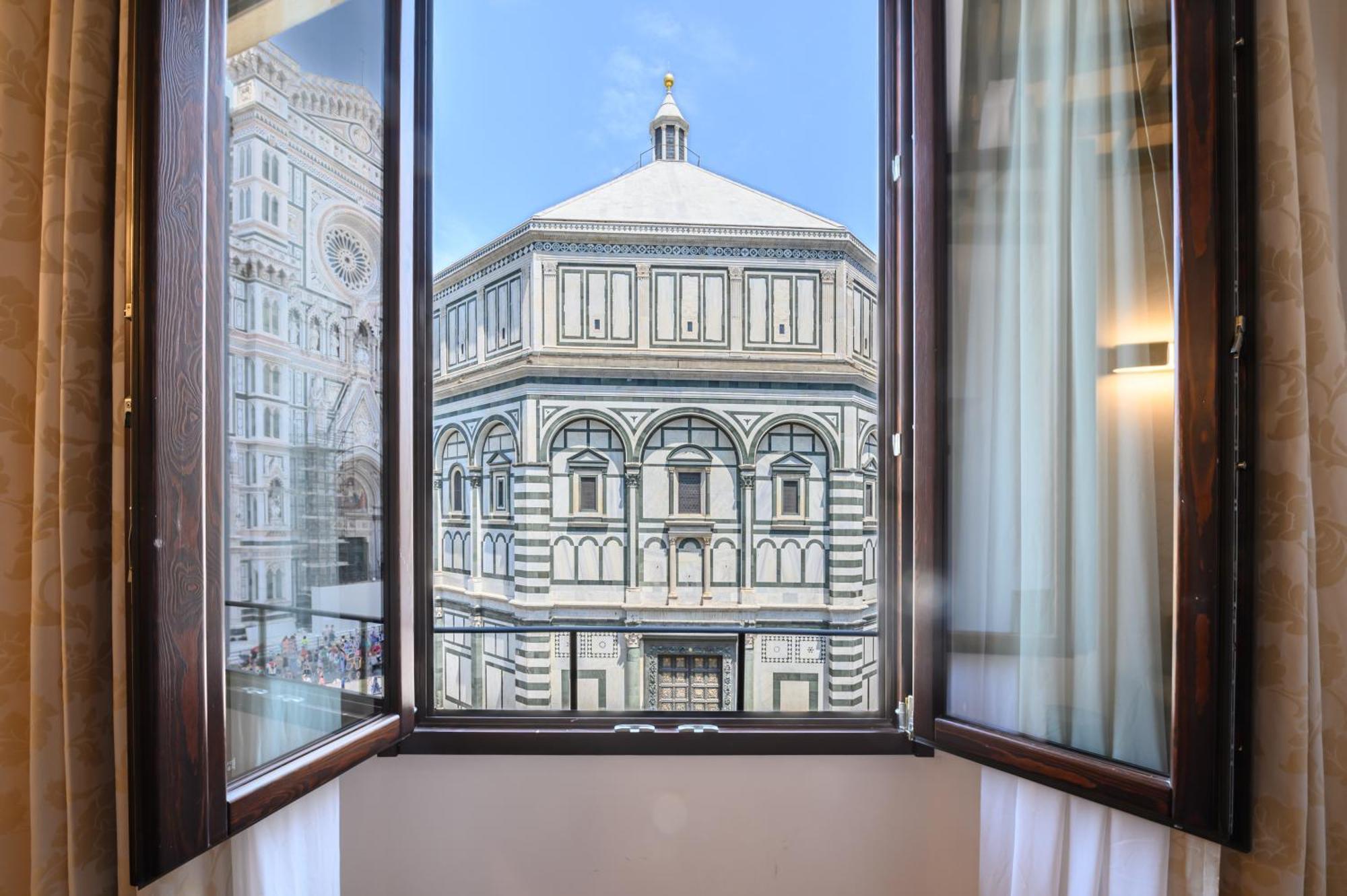 B&B Soggiorno Battistero Флоренция Экстерьер фото
